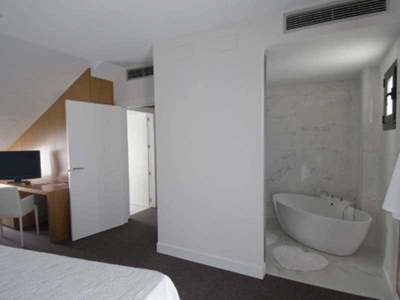 Toral Hotel เลออน ภายนอก รูปภาพ